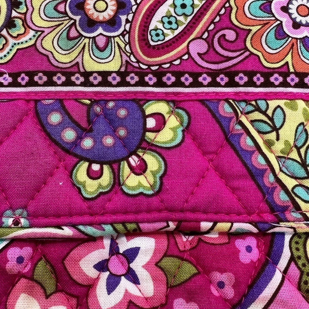 VERA BRADLEY SMALL CROSSBODY BAG WITH LOTS OF POCKETS VIBRANT PINK, ORANGE - Picture 10 of 15